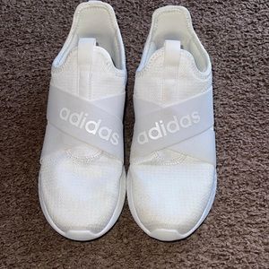 Adidas cloud foam Women’s slip on tennis shoes